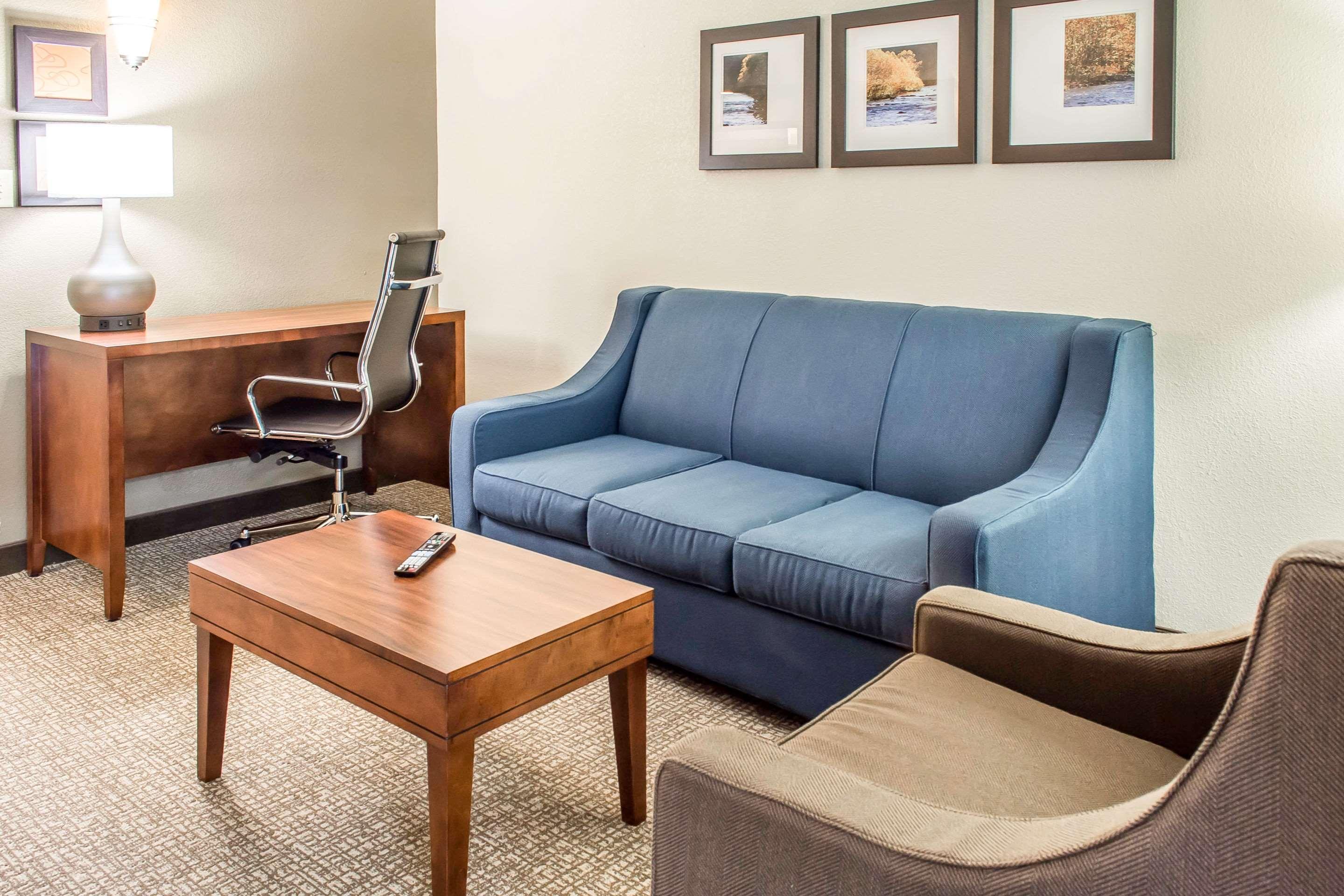 Comfort Suites Near Potomac Mills Woodbridge Exteriér fotografie