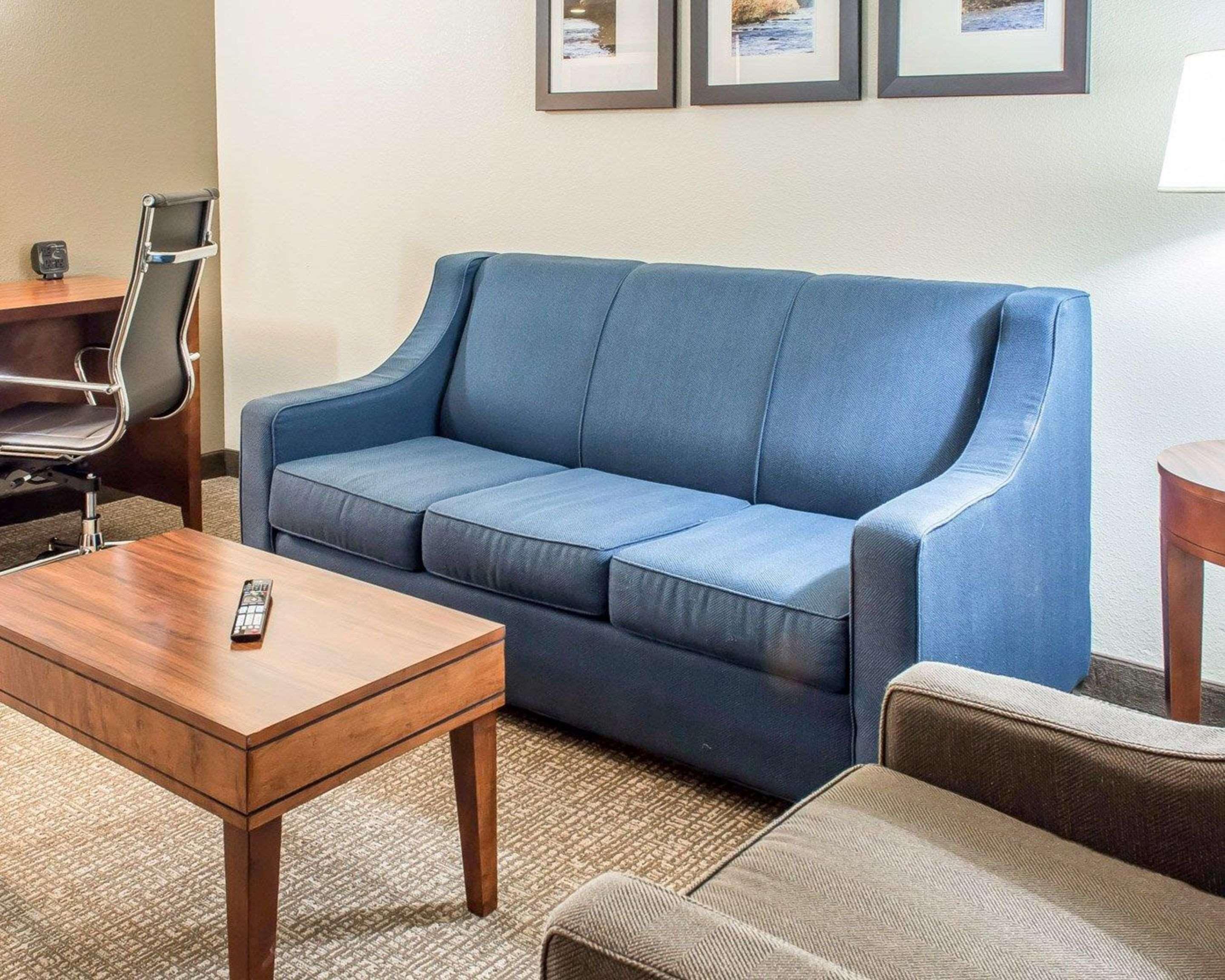 Comfort Suites Near Potomac Mills Woodbridge Exteriér fotografie